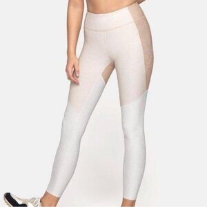 Outdoor Voices 7/8 Tri Tone Leggings